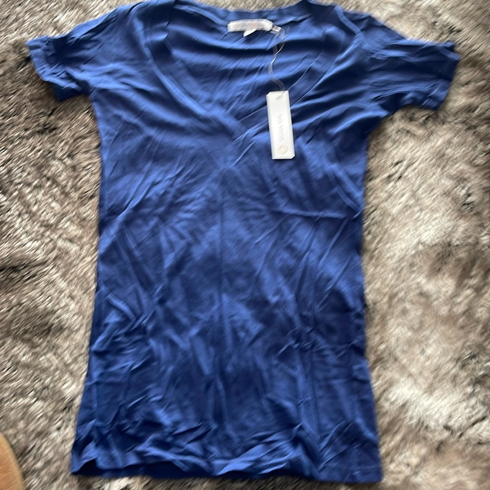 V-neck short sleeve ter
